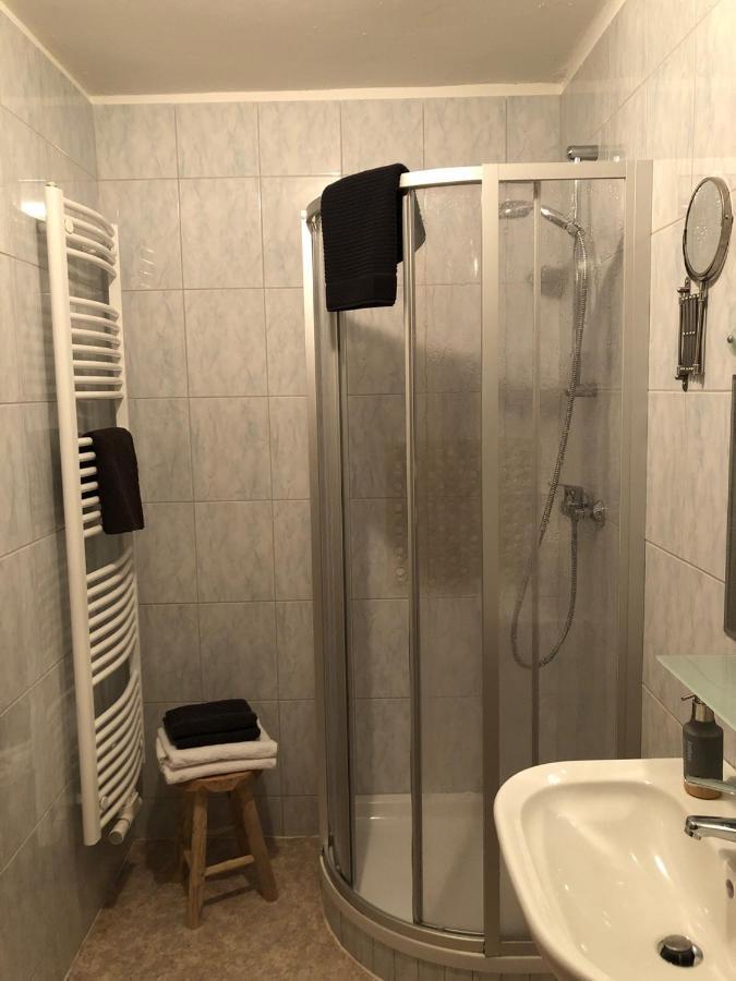 Appartement Kuhglocken Ferienhaus Fuenf Sinne Dobriach Bagian luar foto