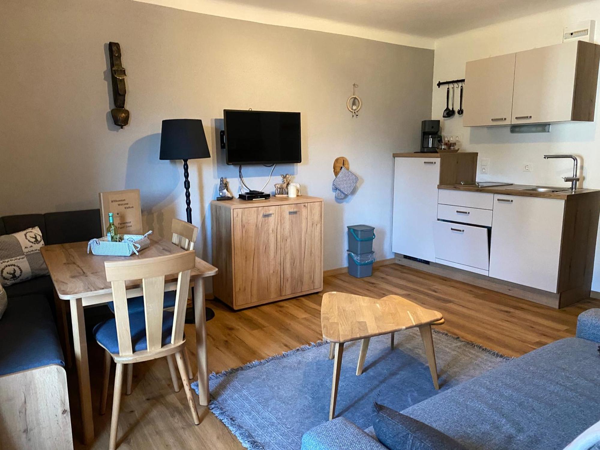 Appartement Kuhglocken Ferienhaus Fuenf Sinne Dobriach Bagian luar foto